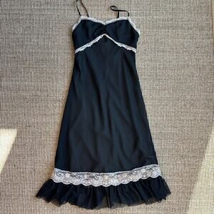 🖤 Coquette Black Lace Trim Slip Dress | Size M | NWT